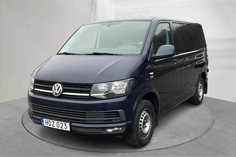 Blå Begagnad 2016 VW T6 Van | 119 000 kr (Superpris) - Bild 1/4