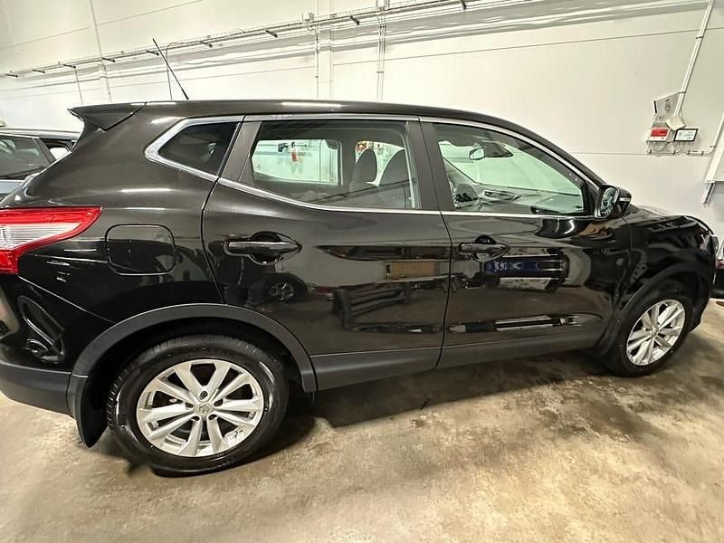 Begagnad 2015 Nissan Qashqai SUV | 83 000 kr (Bra pris) - Bild 1/4