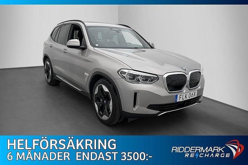 Silver Begagnad 2021 BMW iX3 SUV | 369 800 kr (Bra pris) - Bild 1/3