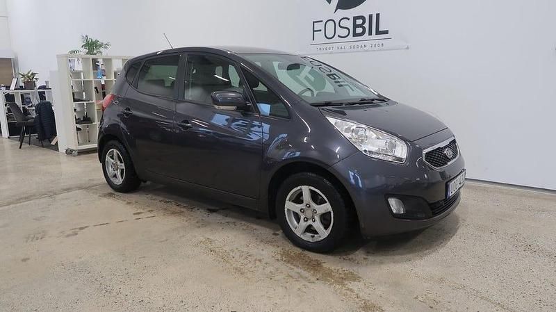 Begagnad Kia Venga 90 HK (66 kW) 2012 Mörkgrå Halvkombi