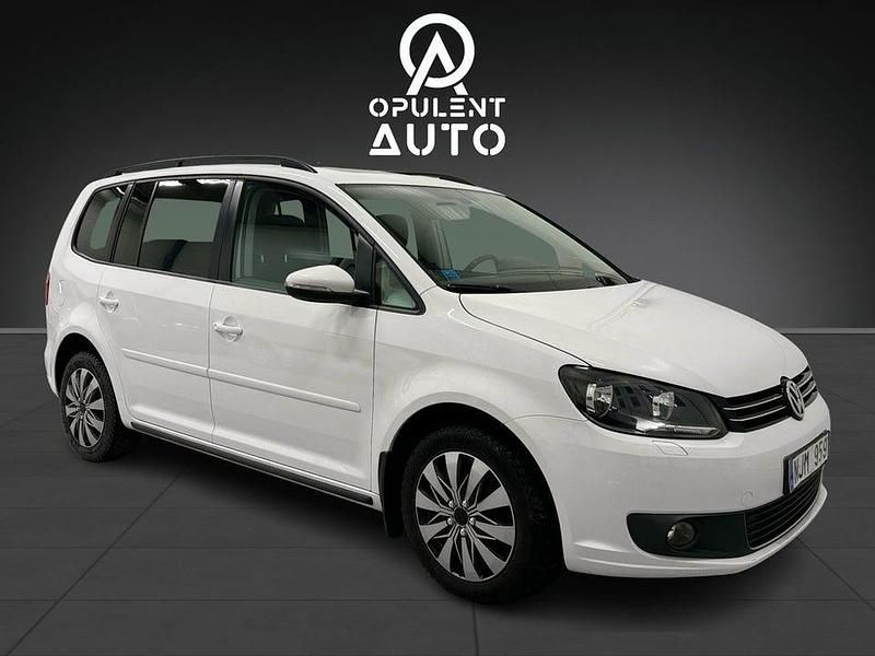 Begagnad VW Touran 141 HK (103 kW) 2014 Vit Minibuss
