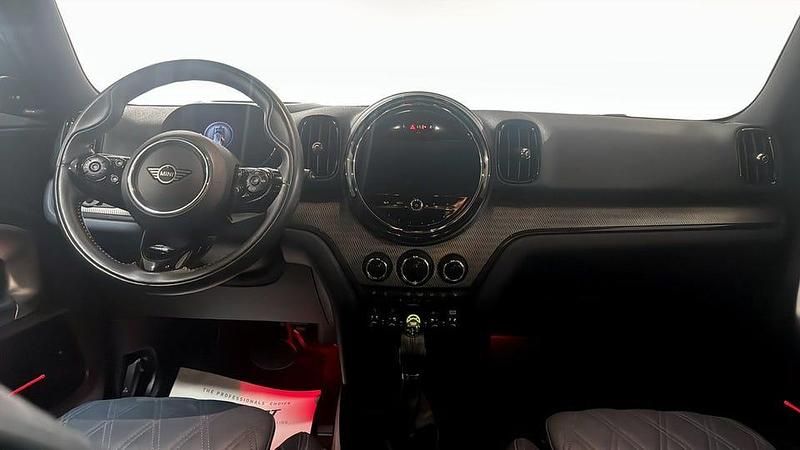 Begagnad Mini Countryman 220 HK (161 kW) 2021 Silver SUV