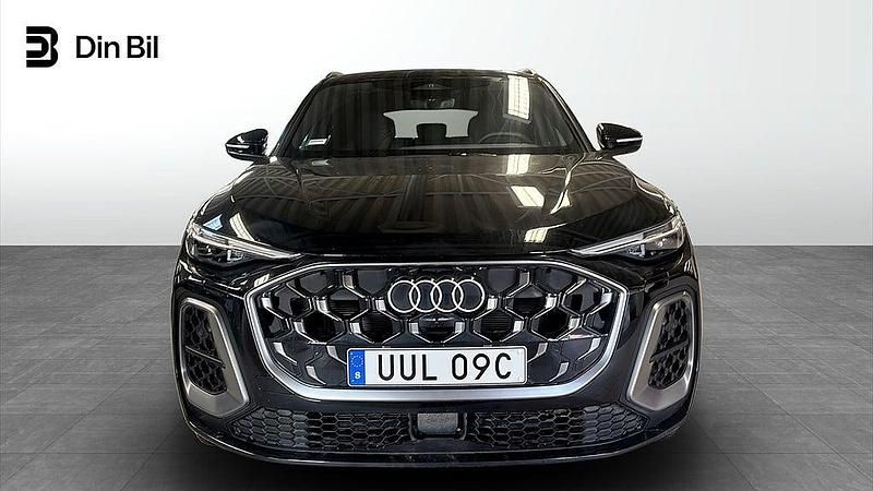 Begagnad Audi Q5 S-Line 252 HK (185 kW) 2025 Svart SUV