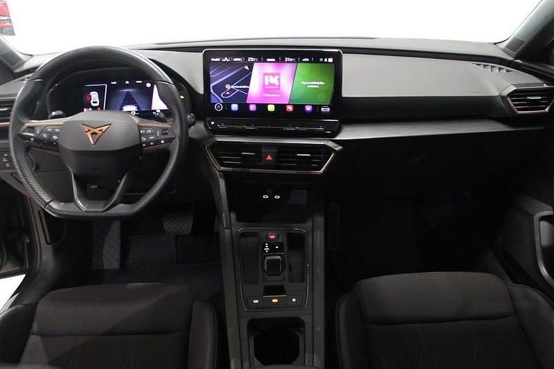 Begagnad Cupra Leon 150 HK (110 kW) 2024 Grå (magnetic tech metallic) Kombi