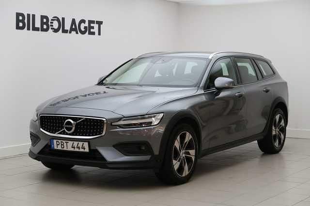 Begagnad Volvo V60 CC 197 HK (144 kW) 2021 Kombi