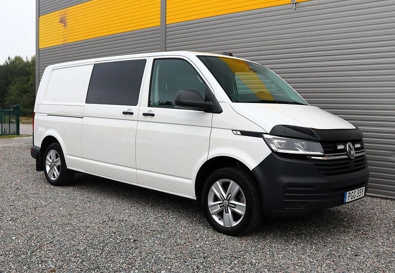 Grön Begagnad 2021 VW T6.1 Van | 488 900 kr (Dyr) - Bild 1/4