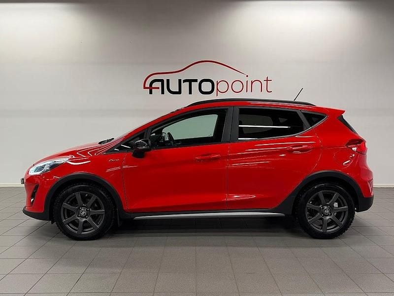 Begagnad Ford Fiesta Active 101 HK (74 kW) 2019 Röd Kombi
