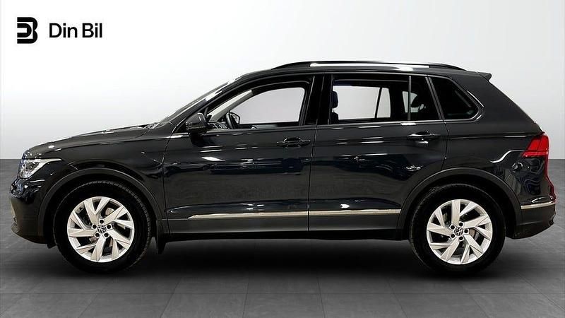 Begagnad VW Tiguan 150 HK (110 kW) 2022 Grå SUV