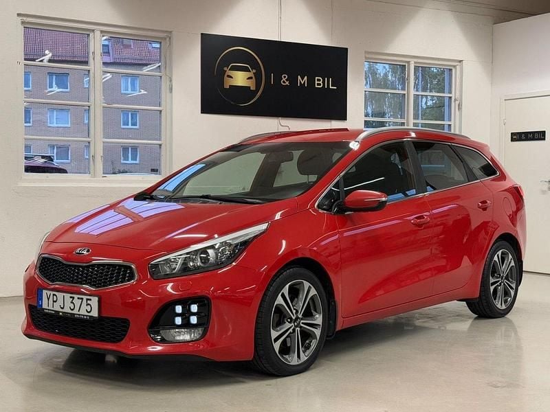 Röd Begagnad 2017 Kia Ceed Sportswagon GT-Line Kombi | 94 900 kr (Marknadspris) - Bild 1/4