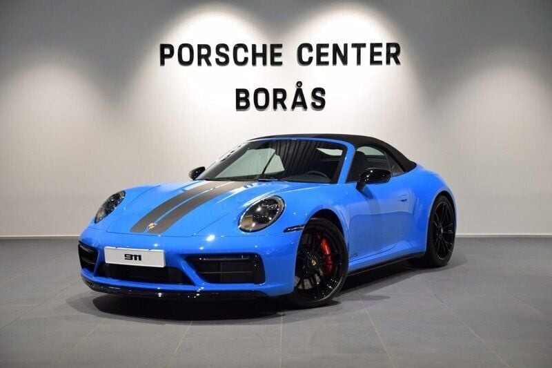 Flerfärgad (blue) Begagnad 2023 Porsche 911 Carrera 4 GTS Cab | 1 920 000 kr (Bra pris) - Bild 1/3