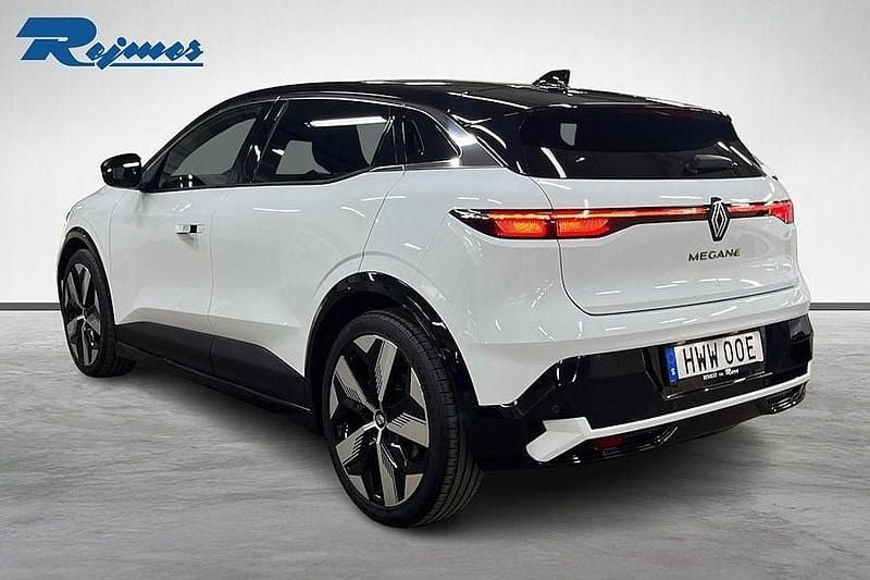 Begagnad Renault Mégane Techno 161 kW (220 HK) 2022 Vit Kombi