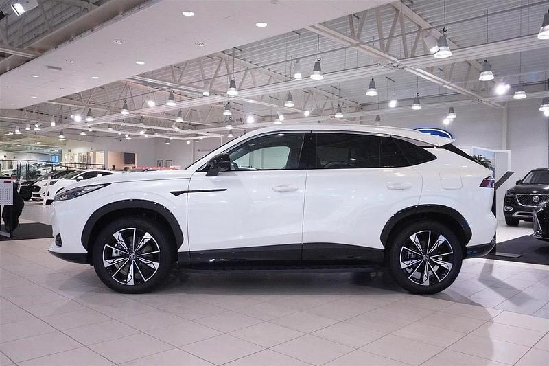 Begagnad MG HS Luxury 339 HK (249 kW) 2024 Vit SUV