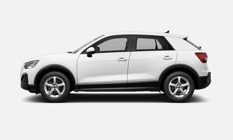 Svart (brilliantsvart) Ny 2025 Audi Q2 Design SUV | 322 900 kr (Marknadspris) - Bild 1/4