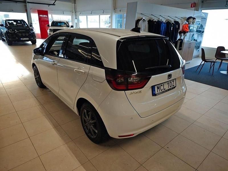 Begagnad Honda Jazz Executive 98 HK (72 kW) 2021 Vit Halvkombi