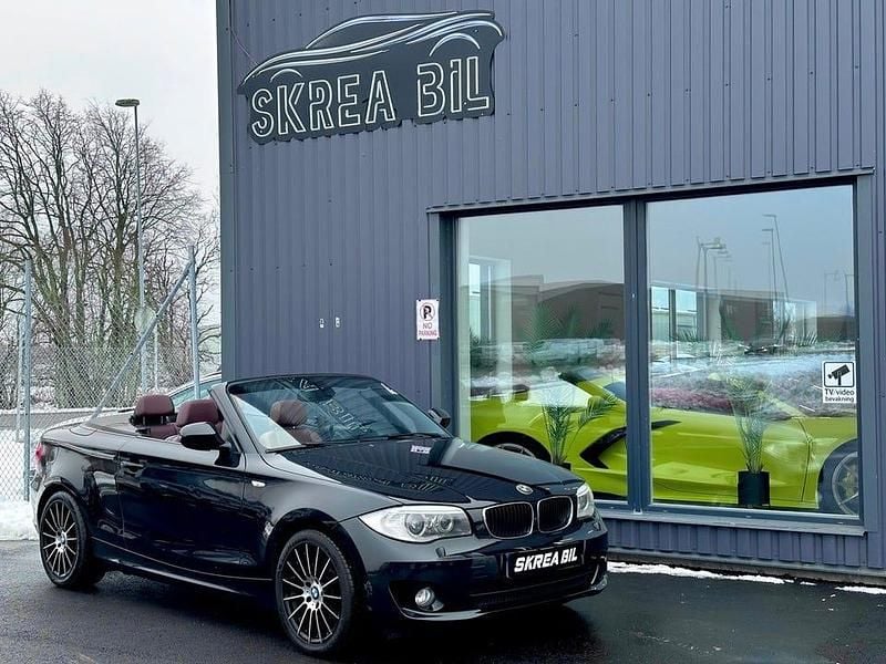 Begagnad BMW 120 177 HK (130 kW) 2012 Svart Halvkombi