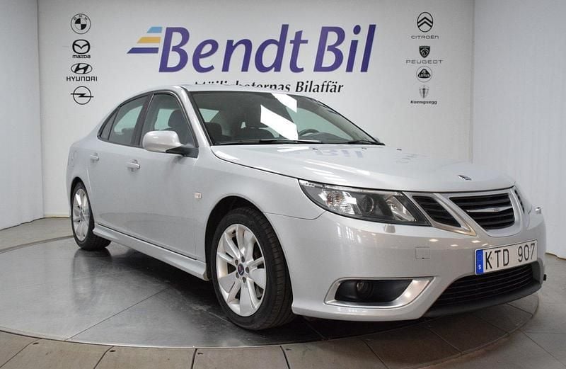 Grå Begagnad 2010 Saab 9-3 Aero Sedan | 129 800 kr - Bild 1/3
