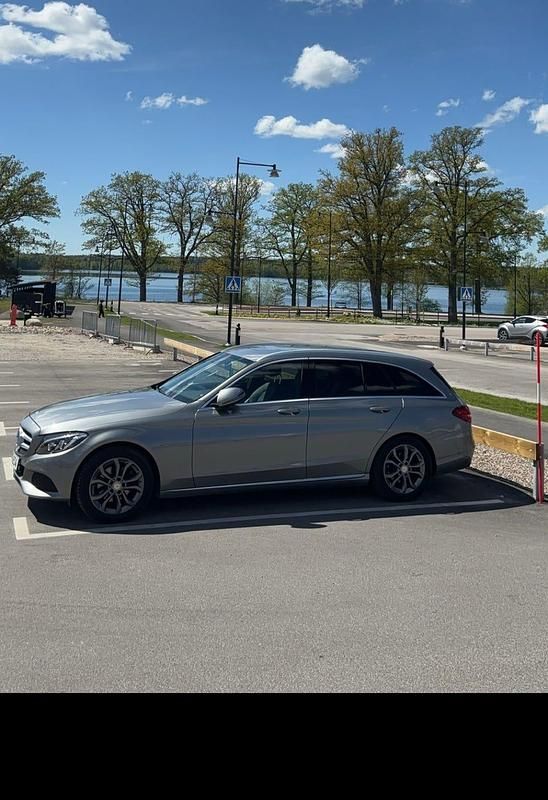 Begagnad 2016 Mercedes C220 Kombi | 154 000 kr (Marknadspris) - Bild 1/4