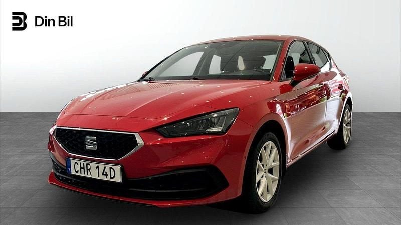 Röd Begagnad 2021 Seat Leon Style Kombi | 199 900 kr (Marknadspris) - Bild 1/4