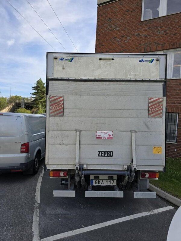 Vit Begagnad 2014 Renault Master Van | 165 000 kr (Marknadspris) - Bild 1/4