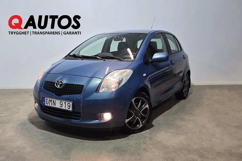 Grå Begagnad 2008 Toyota Yaris | 69 900 kr (Marknadspris) - Bild 1/3