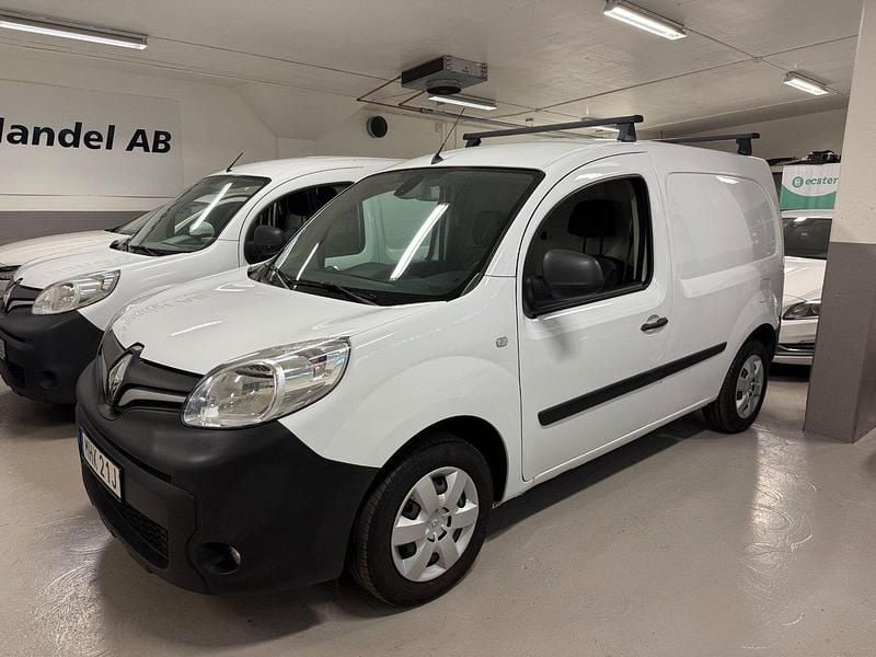Vit Begagnad 2020 Renault Kangoo Minibuss | 99 900 kr (Marknadspris) - Bild 1/4