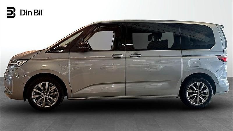 Begagnad VW Multivan Life 150 HK (110 kW) 2021 Blå Van