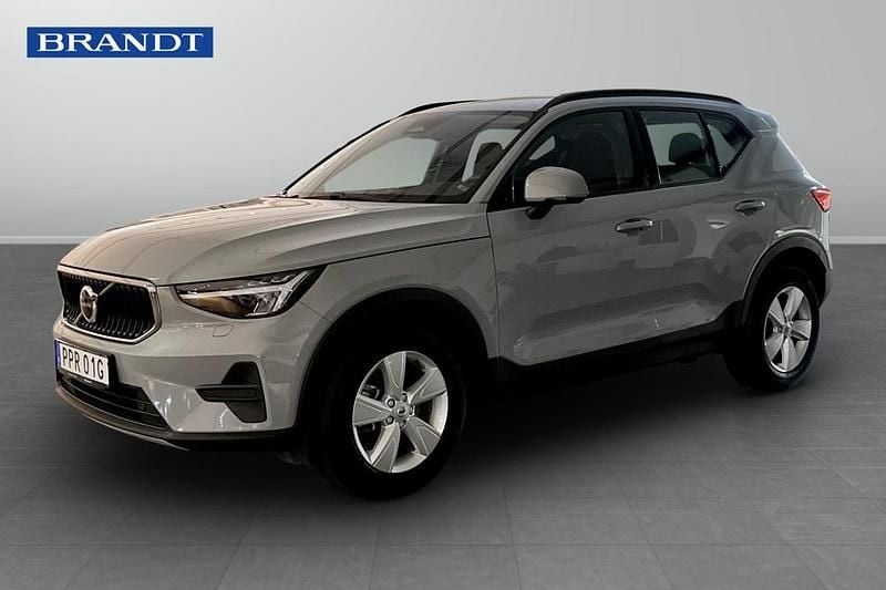 Begagnad Volvo XC40 165 HK (121 kW) 2024 Grå SUV