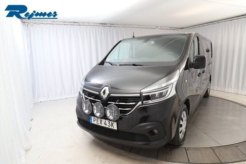 Svart (svart met d) Begagnad 2021 Renault Trafic Van | 209 800 kr (Bra pris) - Bild 1/4