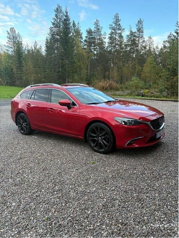 Röd Begagnad 2015 Mazda 6 Kombi | 120 000 kr (Lite dyr) - Bild 1/4