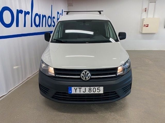 Vit (candyvit) Begagnad 2019 VW Caddy Maxi Minibuss | 169 000 kr (Marknadspris) - Bild 1/4