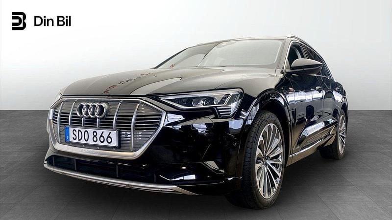 Brilliantsvart Begagnad 2022 Audi e-tron Proline SUV | 379 000 kr (Superpris) - Bild 1/4