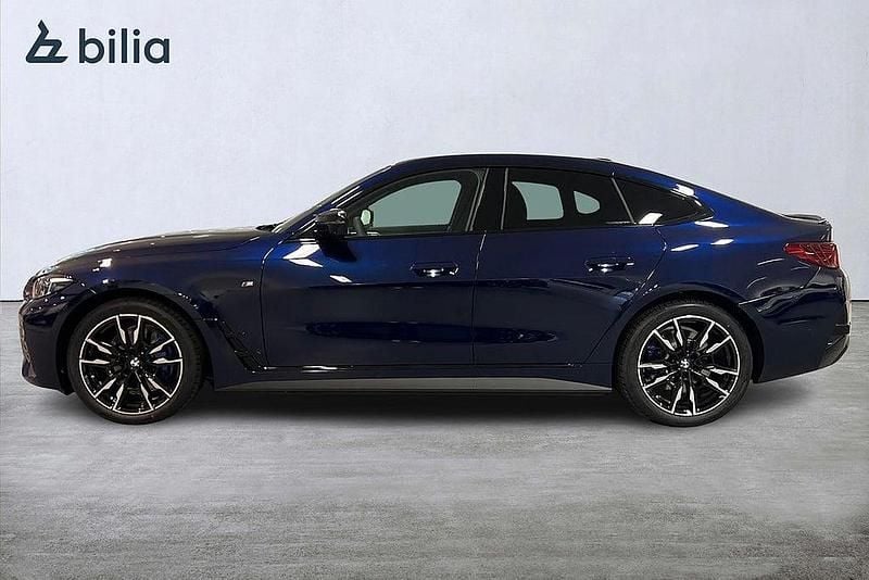 Begagnad BMW i4 Comfort Edition 442 kW (601 HK) 2026 Blå Sedan