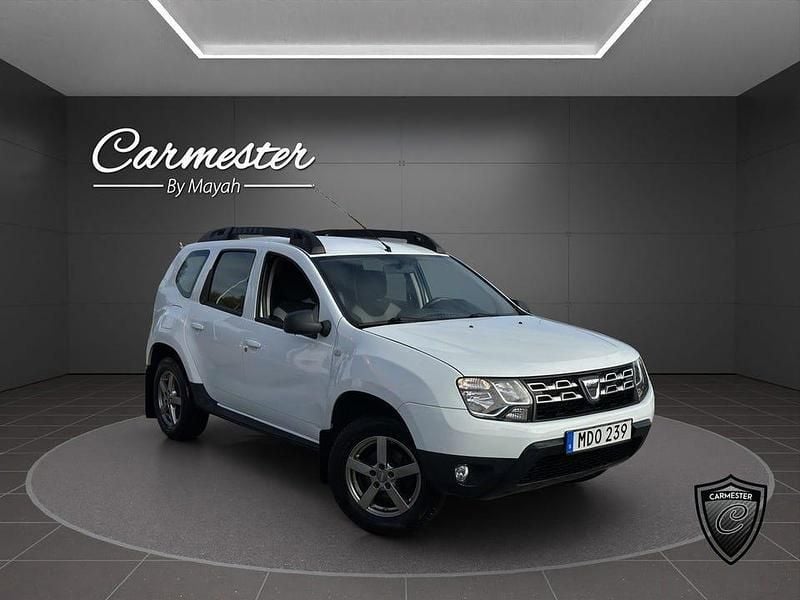 Vit Begagnad 2016 Dacia Duster SUV | 149 990 kr - Bild 1/4