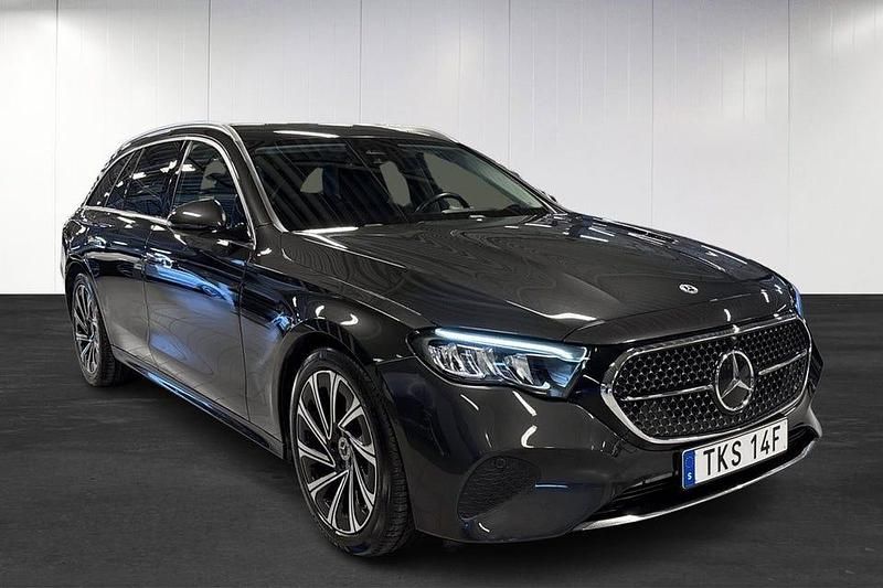 Begagnad Mercedes E300 Avantgarde 311 HK (228 kW) 2024 Grå