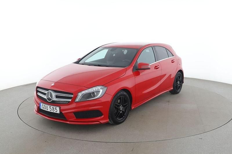 Röd Begagnad 2015 Mercedes A180 AMG line Sedan | 134 000 kr (Marknadspris) - Bild 1/3