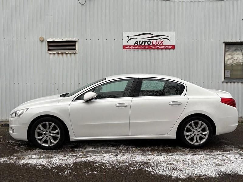 Vit Begagnad 2012 Peugeot 508 Sedan | 63 900 kr (Lite dyr) - Bild 1/4