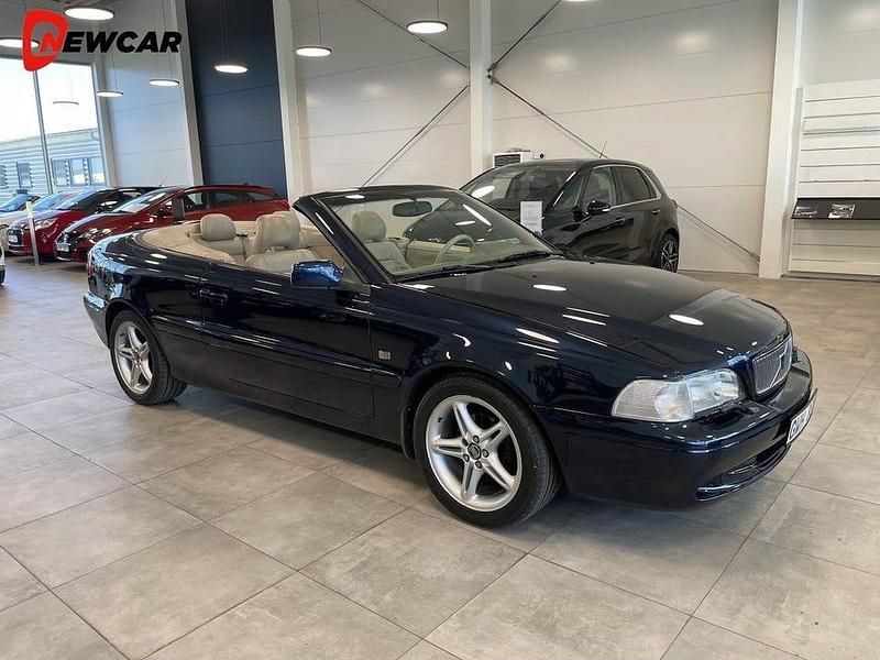 Blå Begagnad 1998 Volvo C70 Cab | 119 900 kr - Bild 1/4