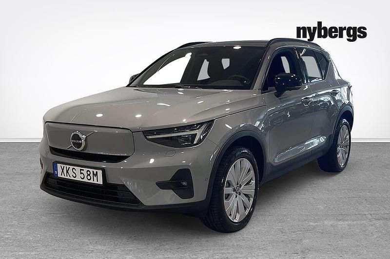 Grå Begagnad 2025 Volvo EX40 Core SUV | 439 000 kr - Bild 1/4