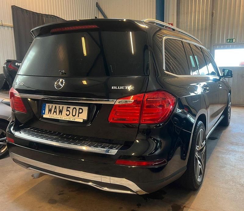 Begagnad Mercedes GL350 AMG 259 HK (190 kW) 2013 Svart SUV