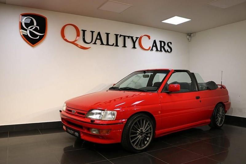 Röd Begagnad 1991 Ford Escort Cab | 29 000 kr - Bild 1/4