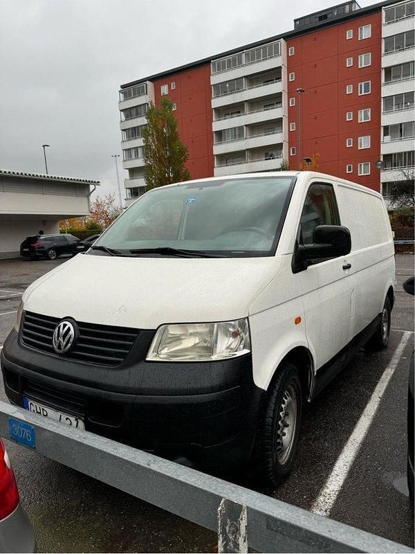 Vit Begagnad 2008 VW T5 Van | 60 000 kr (Marknadspris) - Bild 1/3