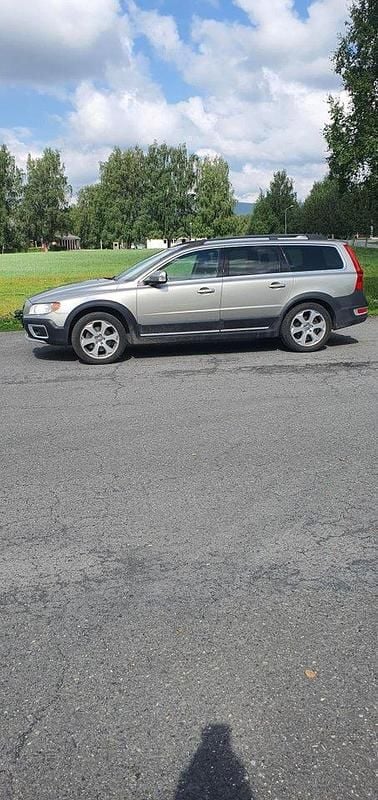 Brun Begagnad 2011 Volvo XC70 Summum SUV | 95 000 kr (Superpris) - Bild 1/4