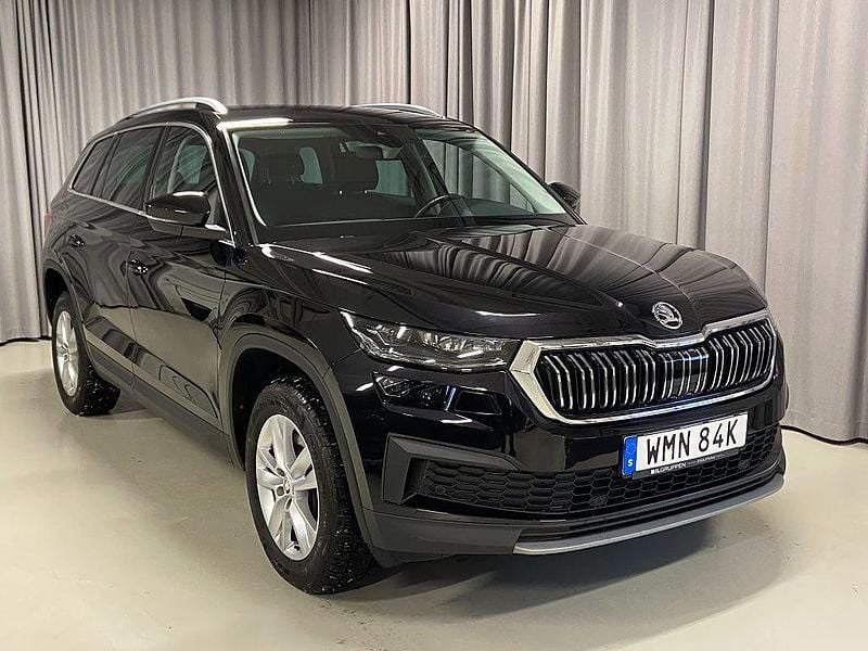 Svart Begagnad 2022 Skoda Kodiaq Style SUV | 379 900 kr (Marknadspris) - Bild 1/3