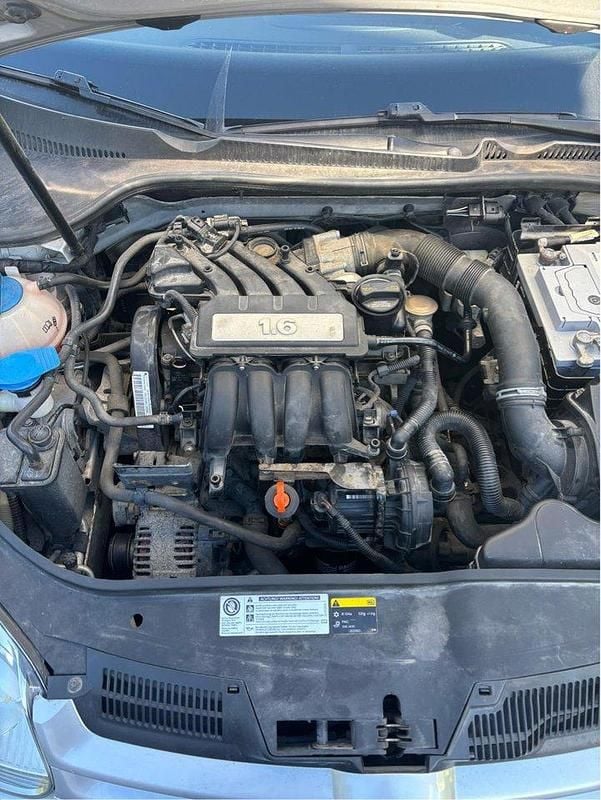 Silver Begagnad 2007 VW Golf V Trendline Halvkombi | 16 500 kr (Bra pris) - Bild 1/4