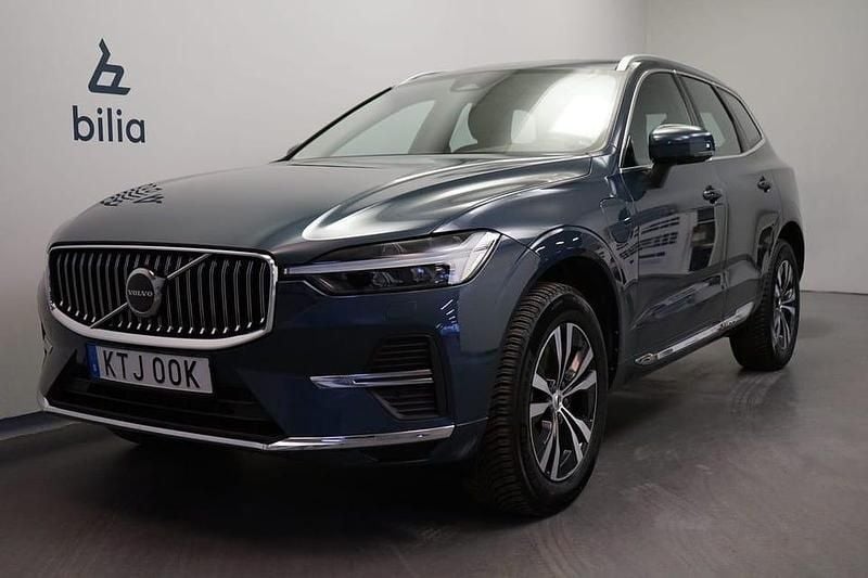 Blå Begagnad 2023 Volvo XC60 Core SUV | 469 500 kr (Marknadspris) - Bild 1/3