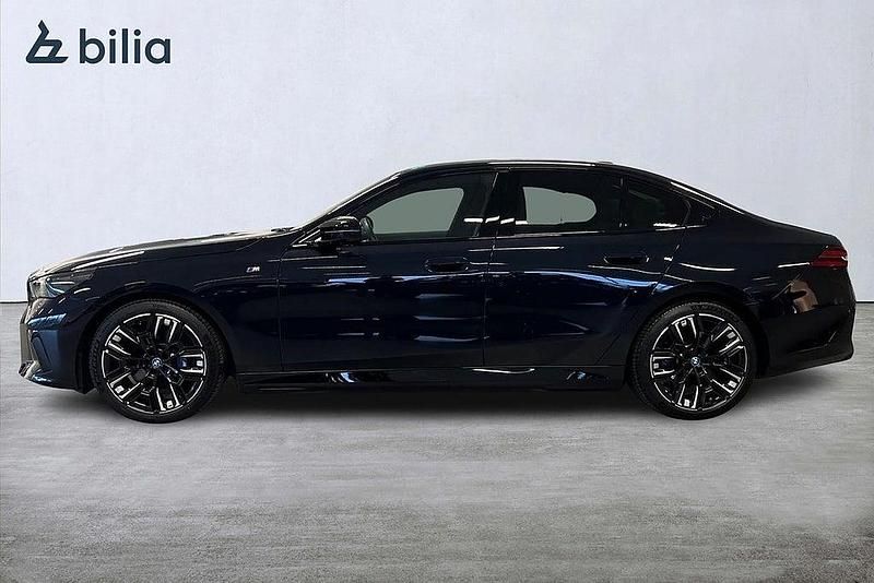 Begagnad BMW i5 Comfort Edition 442 kW (601 HK) 2023 Svart Sedan