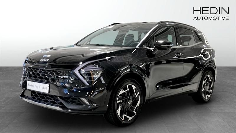 Svart (black) Ny 2025 Kia Sportage GT-Line SUV | 539 300 kr (Lite dyr) - Bild 1/4