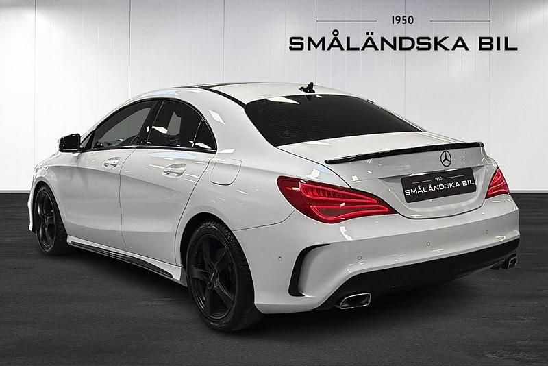 Begagnad Mercedes CLA220 AMG line 170 HK (125 kW) 2014 Vit Sedan