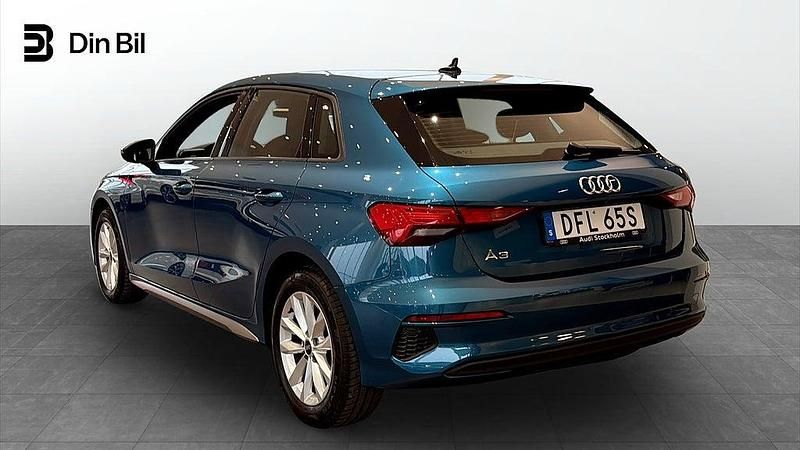 Begagnad Audi A3 Sportback Proline 150 HK (110 kW) 2022 Blå Halvkombi