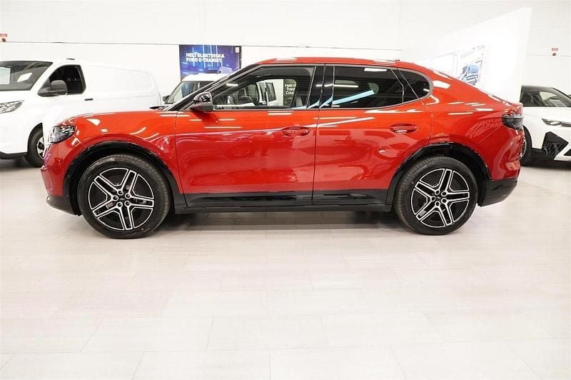 Begagnad Ford Capri Premium 250 kW (340 HK) 2024 Röd/orange Sedan